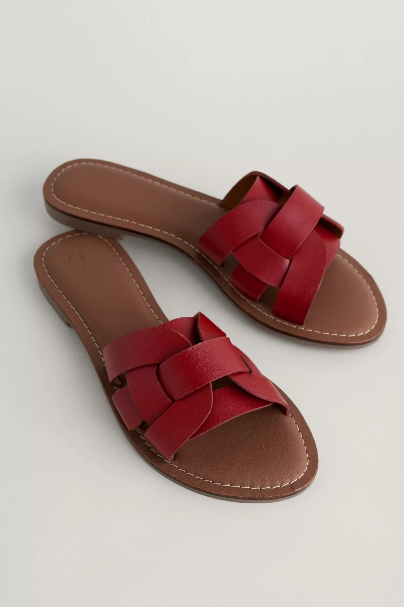 Store Coastbound Leather Mule Sandals Women Sandals