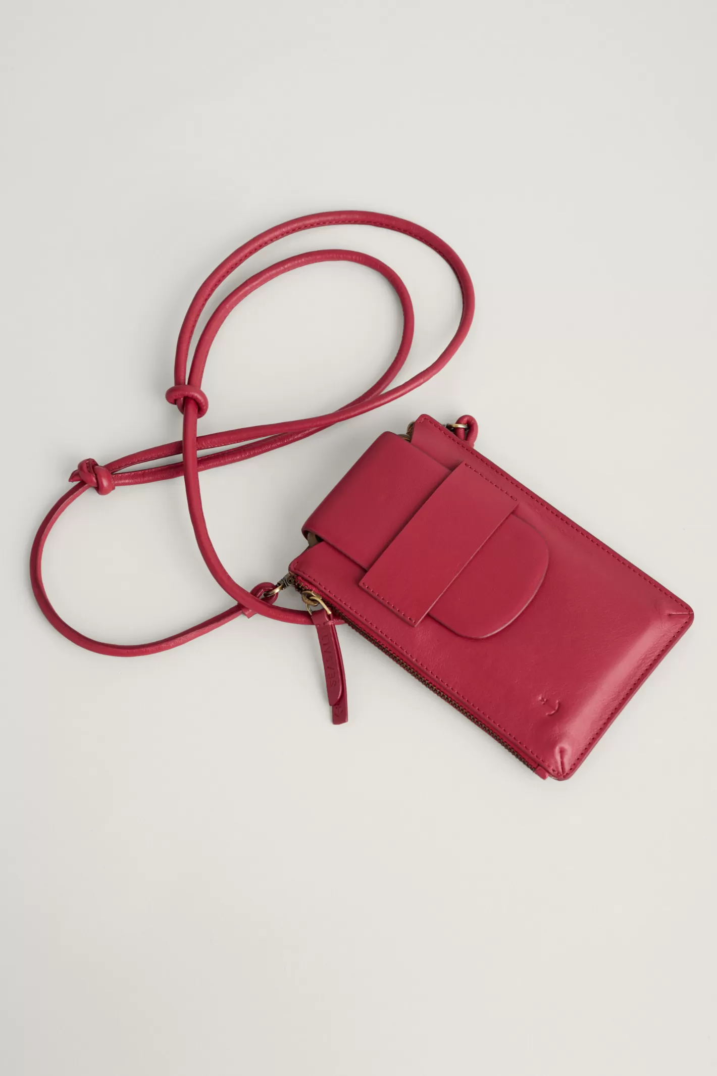 Fashion Kelsey Leather Phone Wallet Women Bags